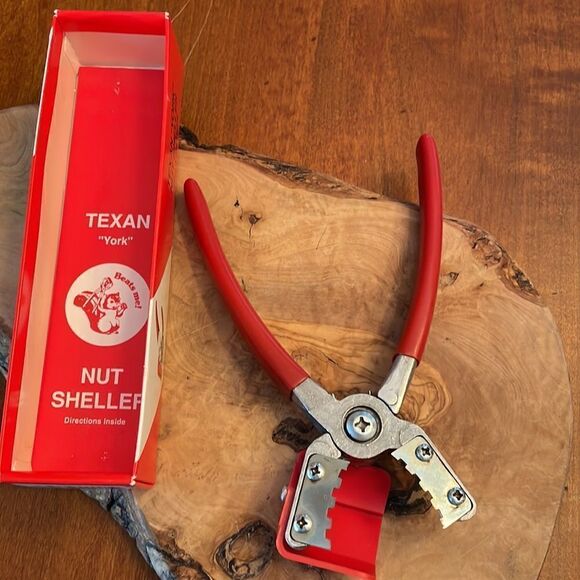 Texan "York" Nut Sheller - Picture 2 of 8